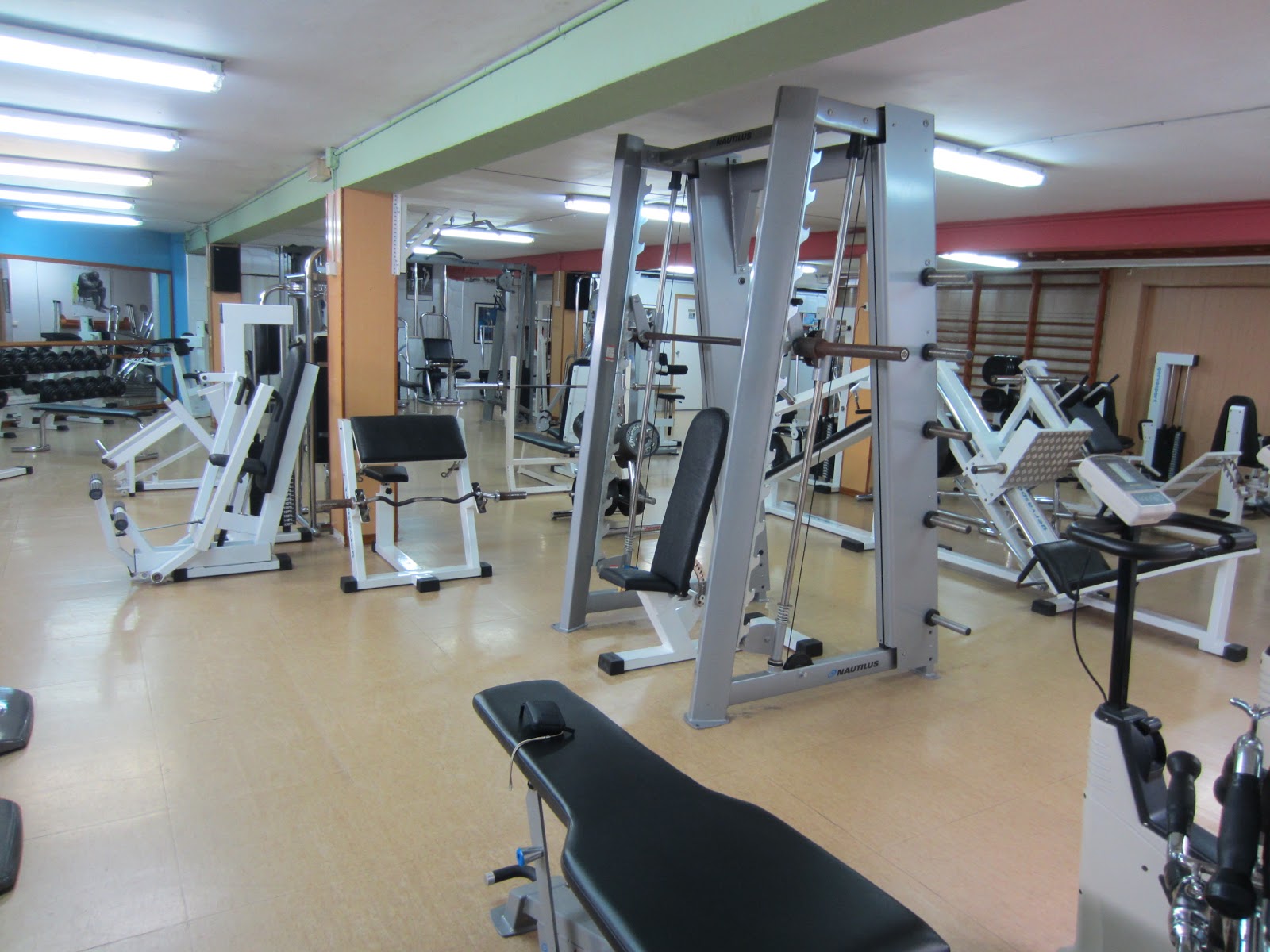 Photo de la salle de sport Guinardó Center Gym à Carrer d'Amílcar, 143, Horta-Guinardó, 08032 Barcelona, Spain